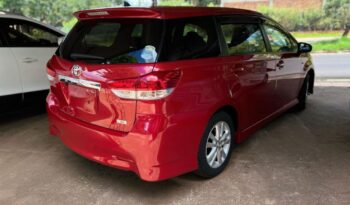 TOYOTA WISH S1878 lleno