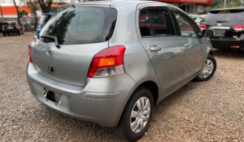 TOYOTA VITZ S1945 lleno