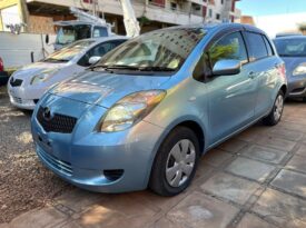 TOYOTA VITZ S1967