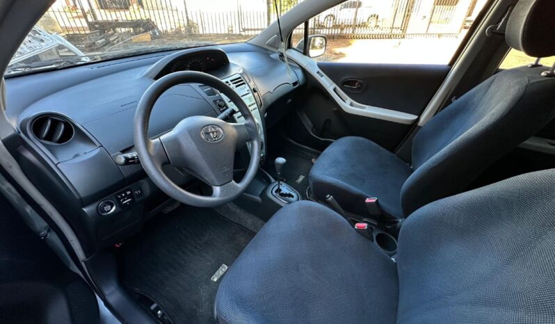 TOYOTA VITZ S1996 lleno
