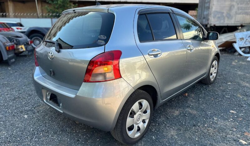 TOYOTA VITZ S1996 lleno
