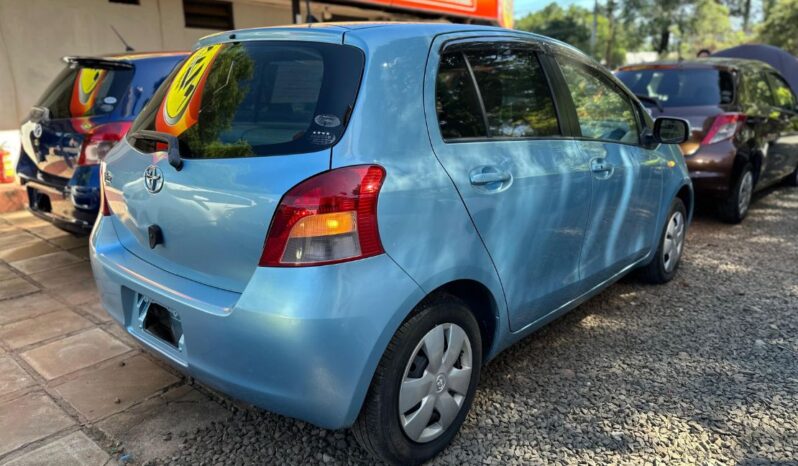 TOYOTA VITZ S1967 lleno