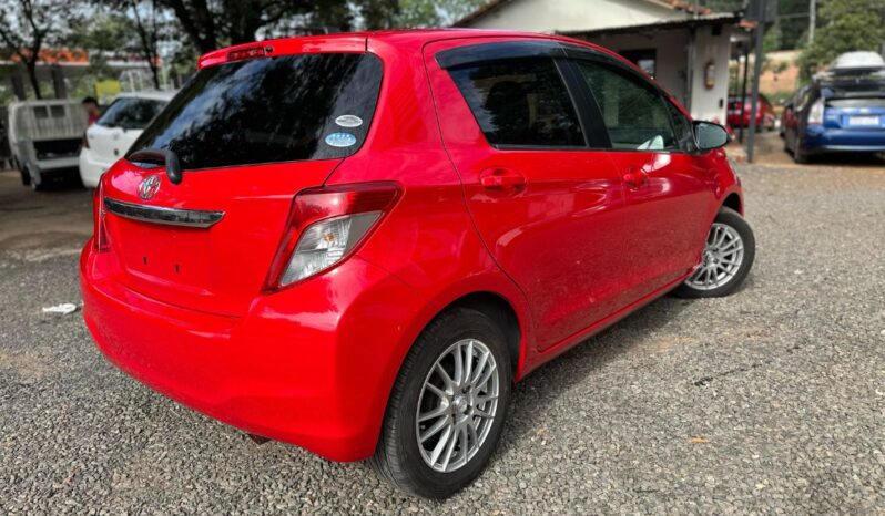 TOYOTA VITZ S2007 lleno