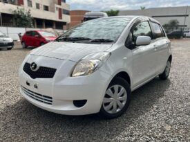 TOYOTA VITZ S2006