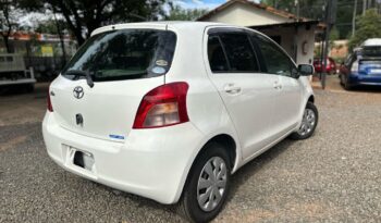 TOYOTA VITZ S2006 lleno