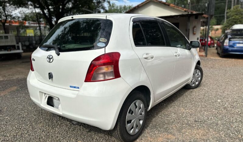 TOYOTA VITZ S2006 lleno