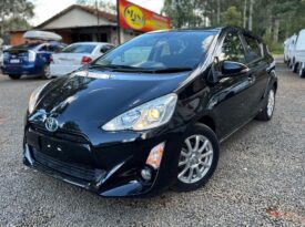 TOYOTA AQUA S2050