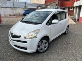 TOYOTA RACTIS S2060