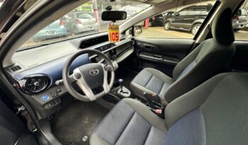 TOYOTA AQUA S2038 lleno