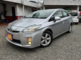 TOYOTA PRIUS S2092