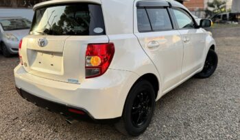 TOYOTA IST S2085 lleno